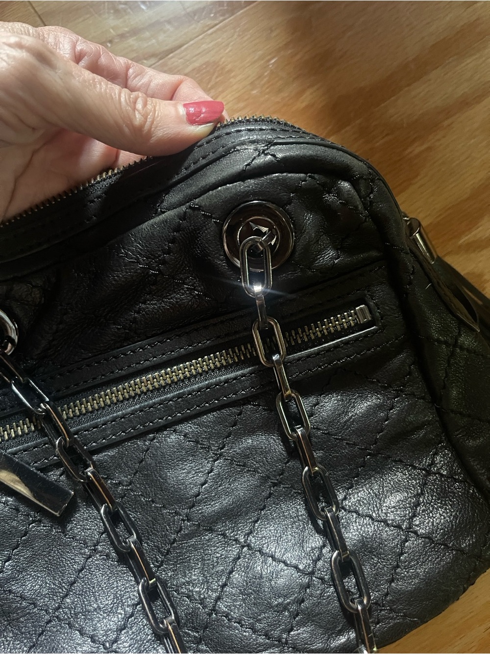 Tory Burch Quilted Leather Chain-Detail Shoulder Bag - Black - Picture 8 of 10
